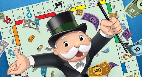 Illustratie van de Monopoly-mascotte die vrolijk geld op het speelbord gooit. De tekst "Own the Boardwalk" staat eronder in vetgedrukte letters.